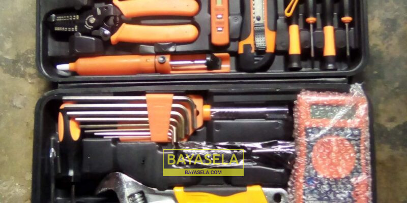 Electrical tools box set