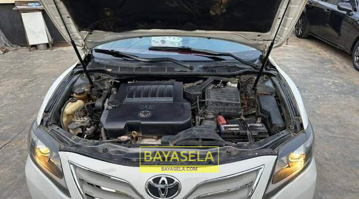 2010 Foreign used toyota camry XLE