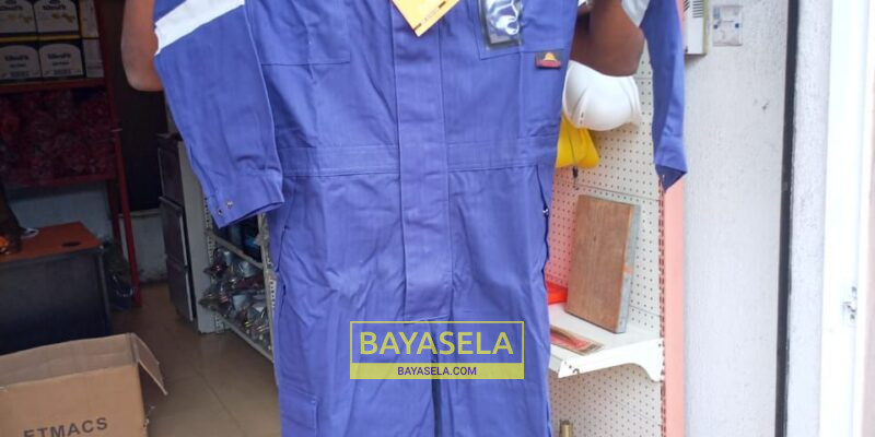 Fire resistant coverall