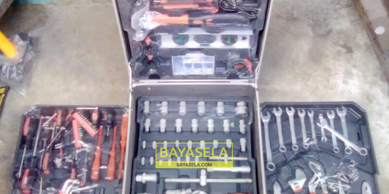 Set of tools box