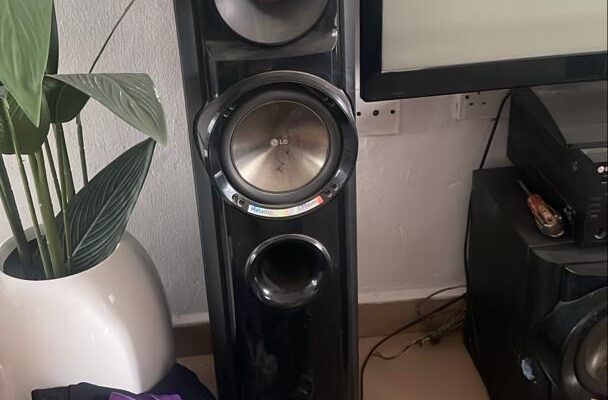 Lg giant home theater